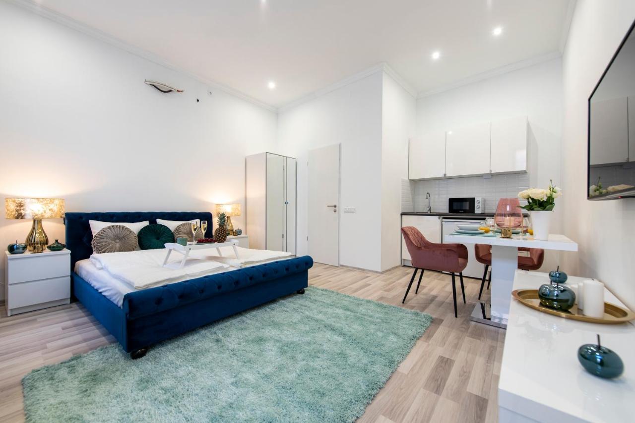 City Centre Deluxe Apartments Budapest Ngoại thất bức ảnh