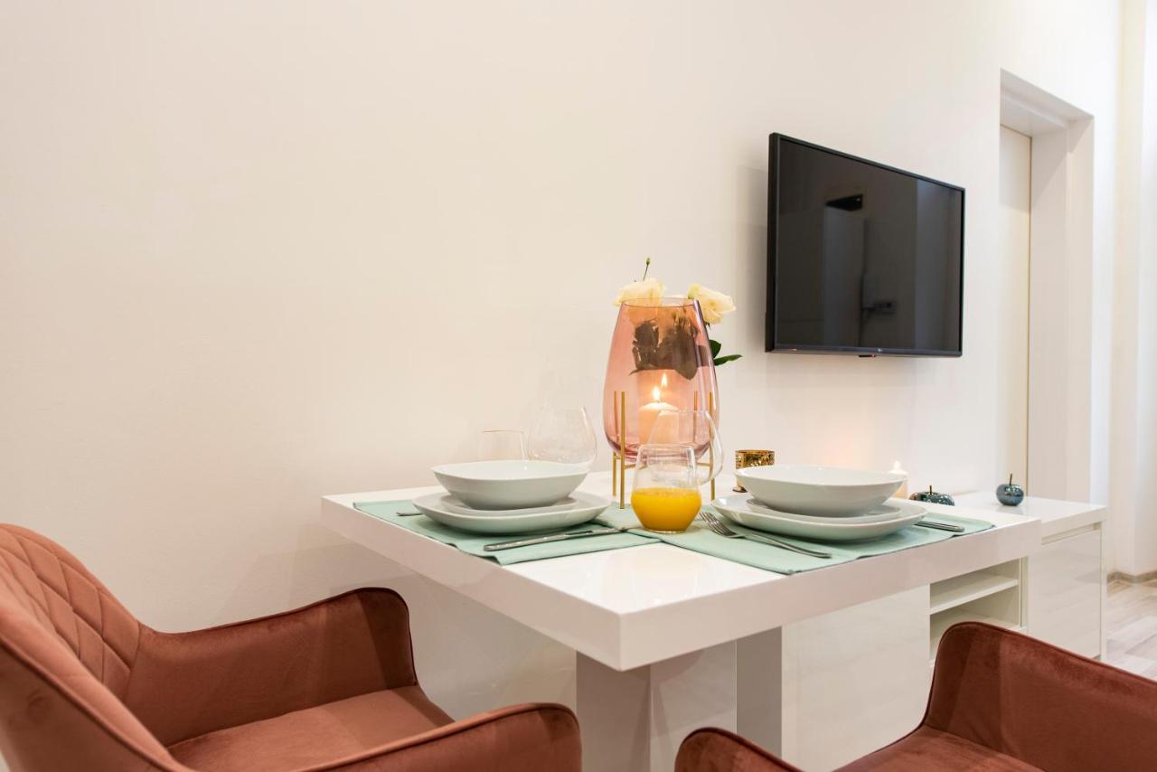 City Centre Deluxe Apartments Budapest Ngoại thất bức ảnh