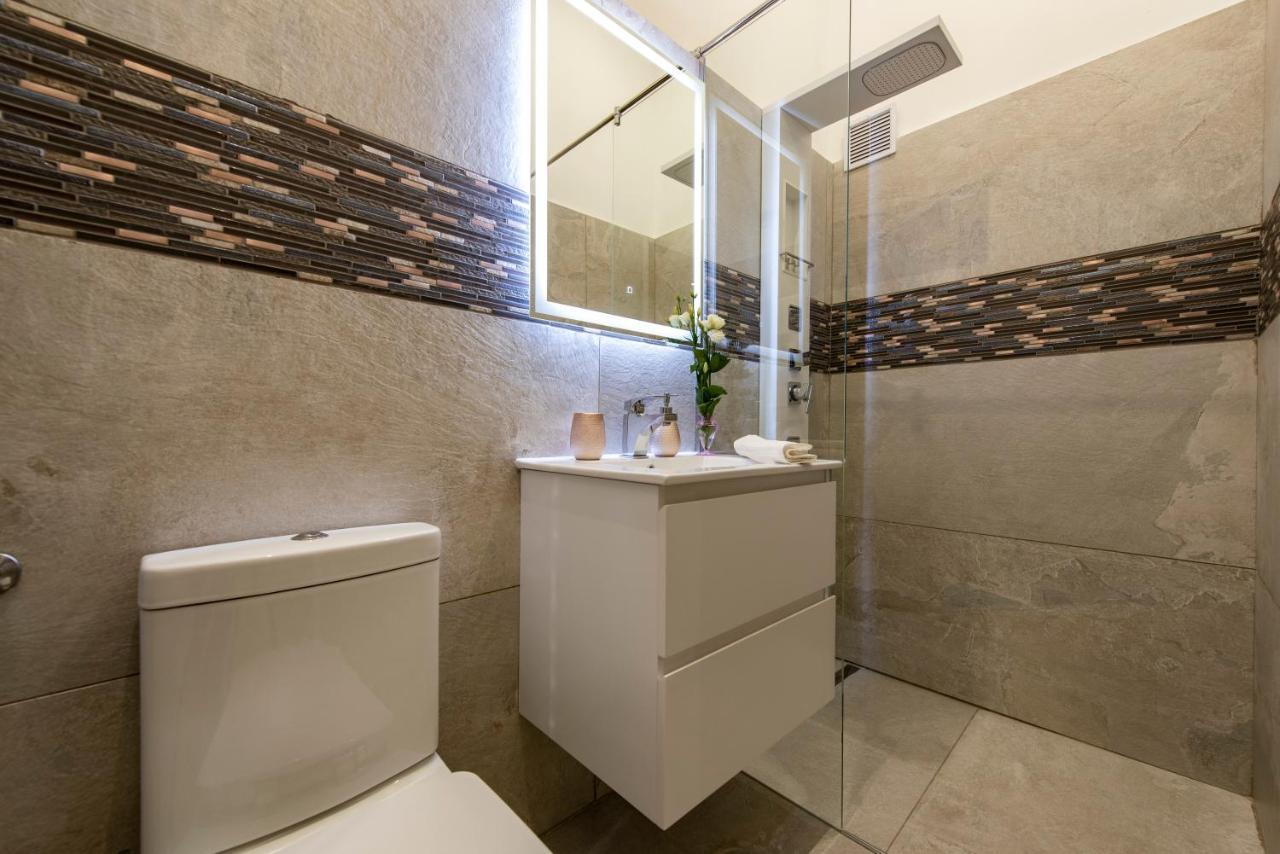 City Centre Deluxe Apartments Budapest Ngoại thất bức ảnh