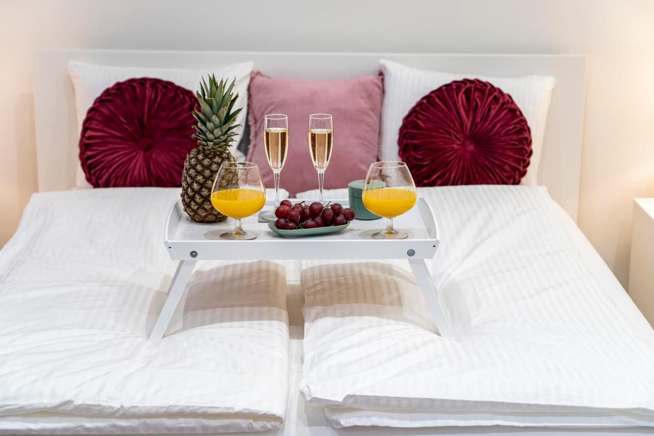 City Centre Deluxe Apartments Budapest Ngoại thất bức ảnh