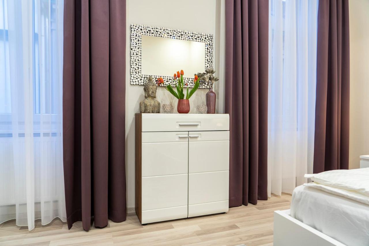 City Centre Deluxe Apartments Budapest Ngoại thất bức ảnh