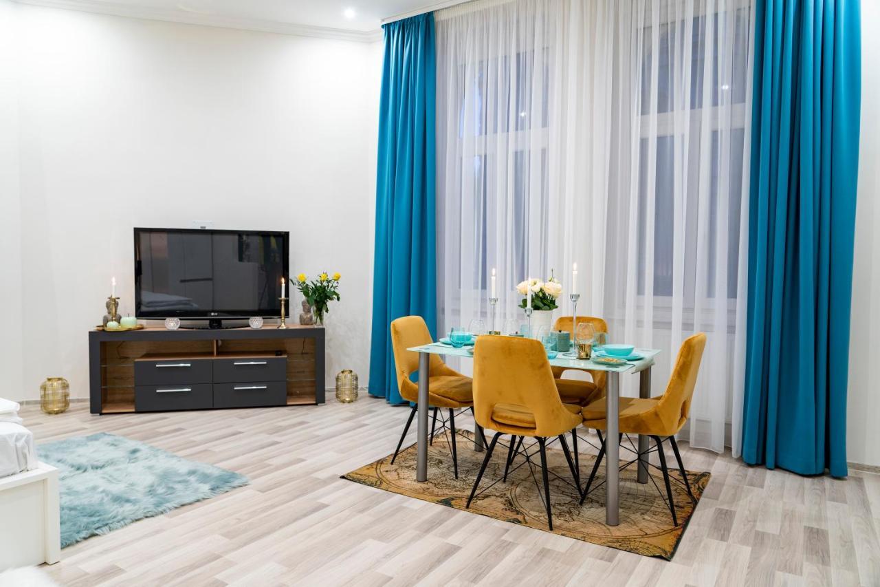 City Centre Deluxe Apartments Budapest Ngoại thất bức ảnh