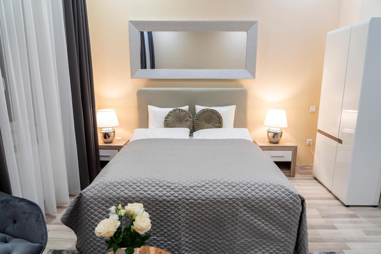 City Centre Deluxe Apartments Budapest Ngoại thất bức ảnh