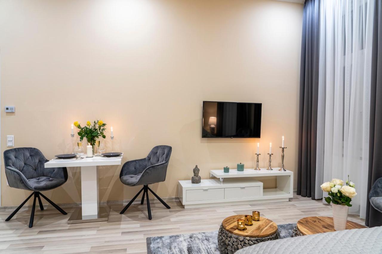 City Centre Deluxe Apartments Budapest Ngoại thất bức ảnh